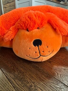 Rare Retired 2012 Pillow Pets Neonz Orange Shaggy Dog